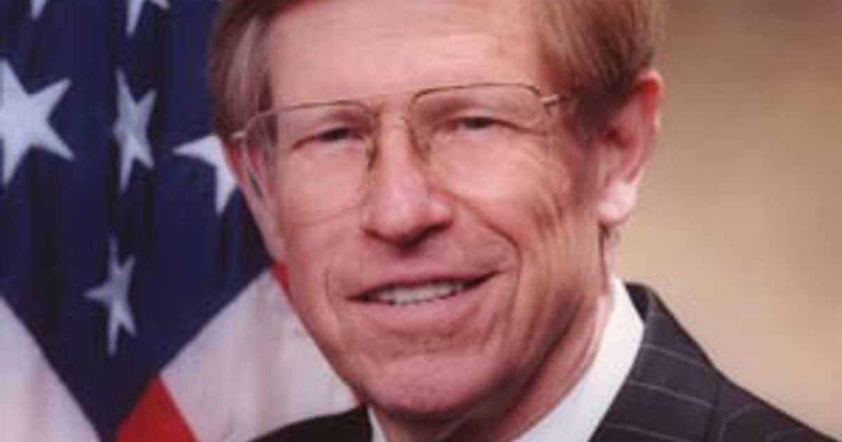NEW VOICES: Ted Olson Solicitor General in the Bush Administration NEW VOICES: Ted Olson Solicitor General in the Bush Administration