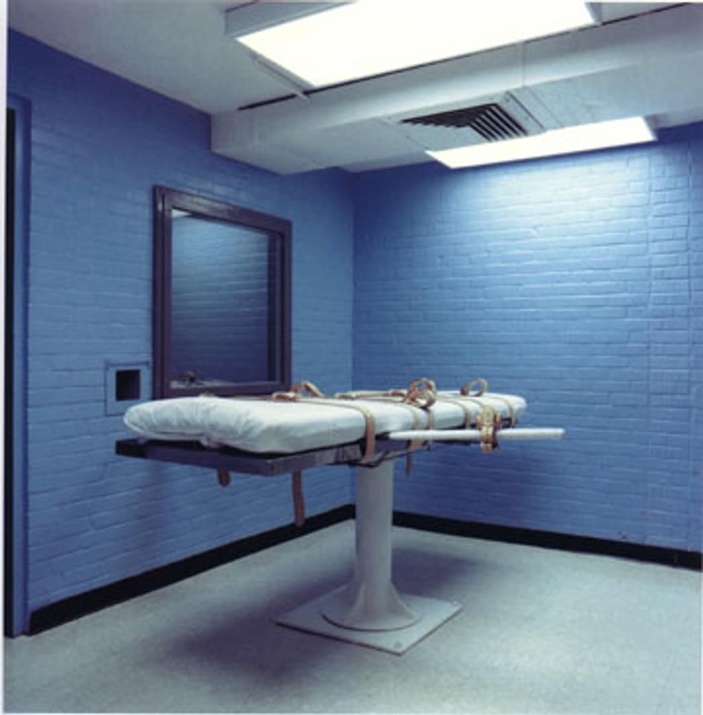 Mixed Rulings in Arkansas and Arizona Highlight Issue of Lethal-Injection Secrecy